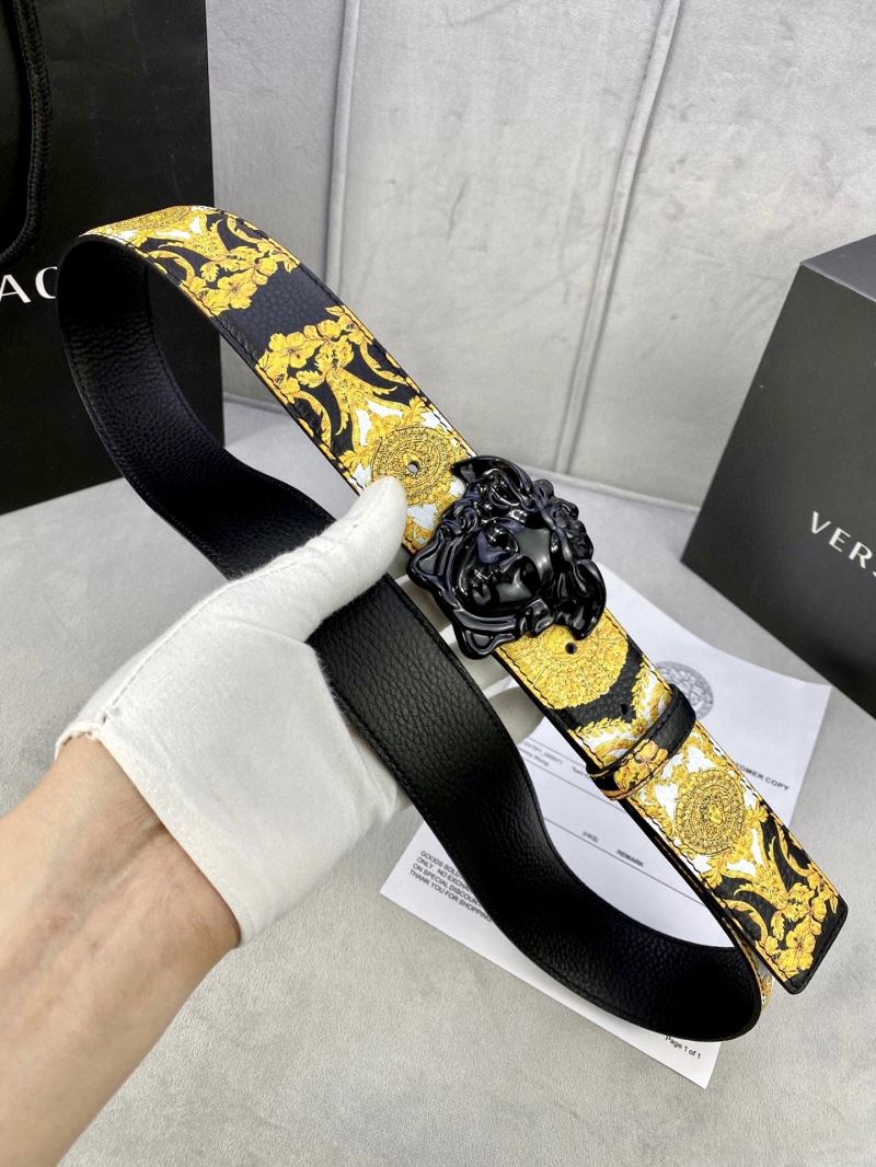 VERSACE